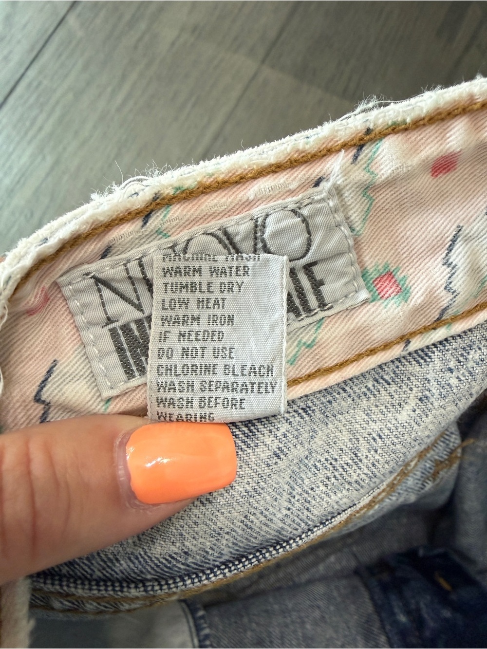 Vintage Nuovo Industrie Acid Wash Mom Jeans Pink Trim Cuffed Denim 25396 - Picture 14 of 15